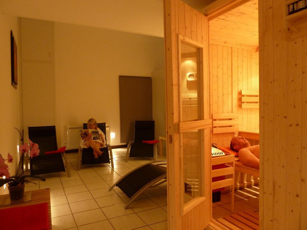 Logis Hotel Le France Вилер-ле-Лак Экстерьер фото