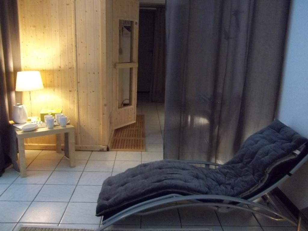 Logis Hotel Le France Вилер-ле-Лак Экстерьер фото